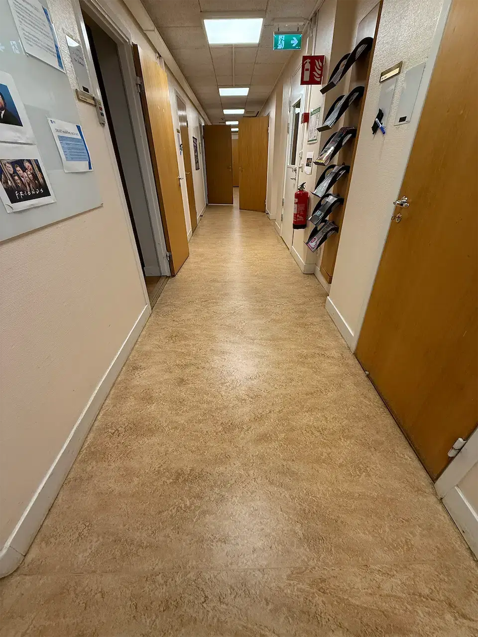 Fräscht linoleumgolv efter renovering